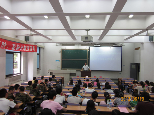 2012062003wm.JPG