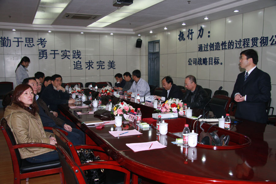 09031202_bwl.jpg