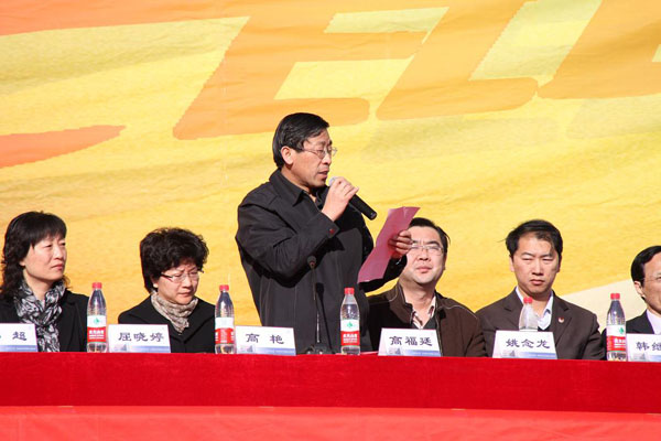 2011040628-tcl.jpg