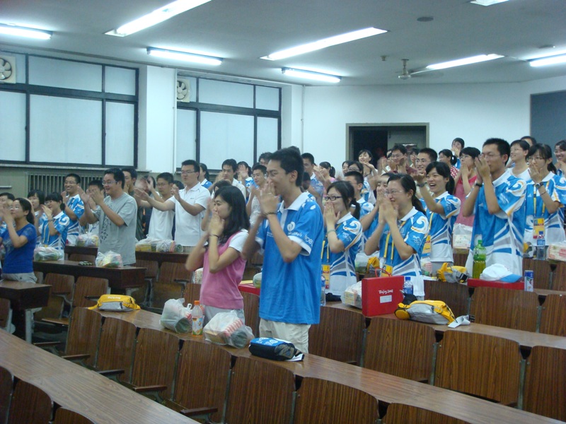 2010111851tcl.jpg