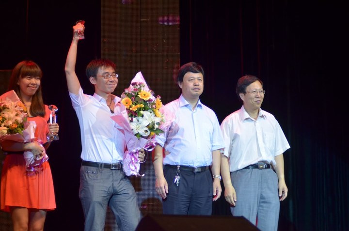 prj2012061204.jpg