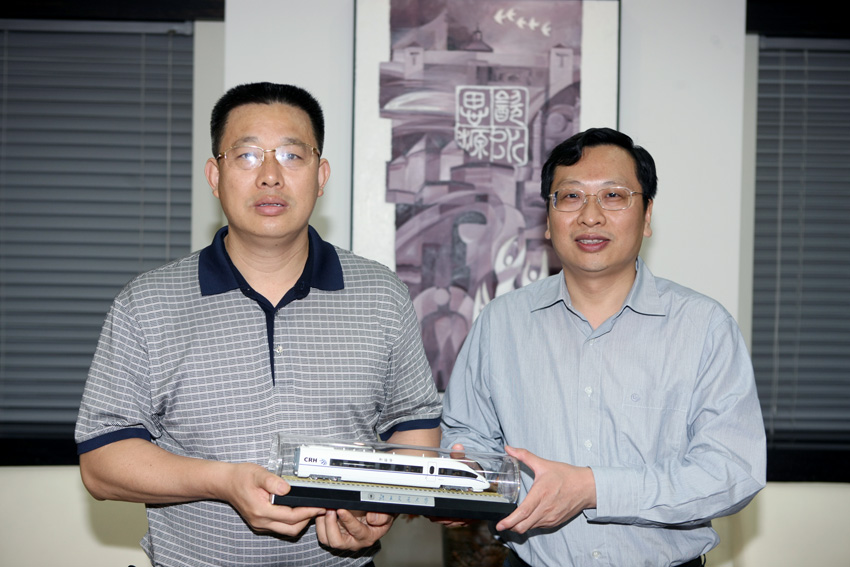 2011060315xg.jpg