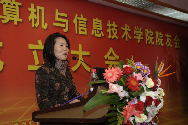 2011101908wm.jpg