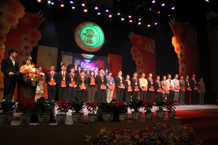 2011050504xg.jpg