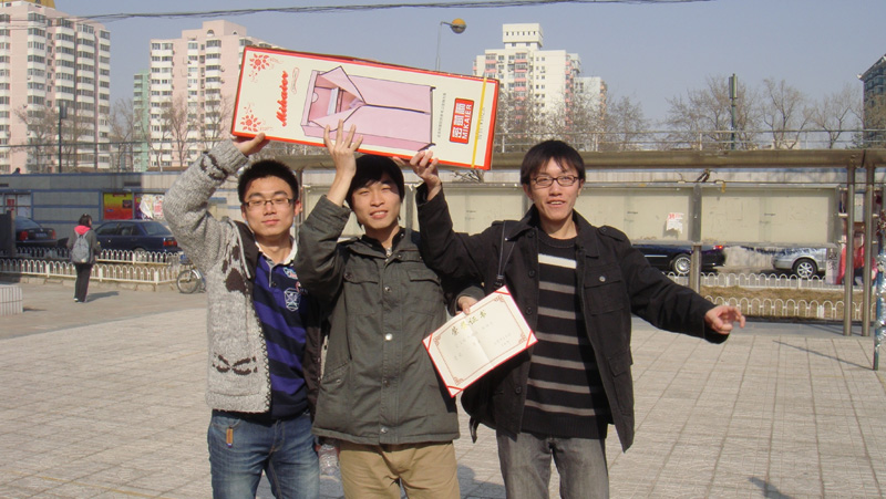 2010033009_zjl.jpg