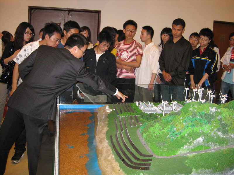 2010051008xg.jpg