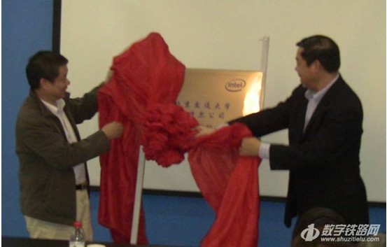 2012102512hm.jpg
