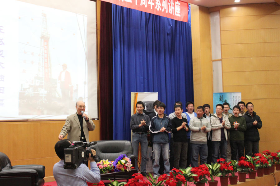 09120812_bwl.jpg