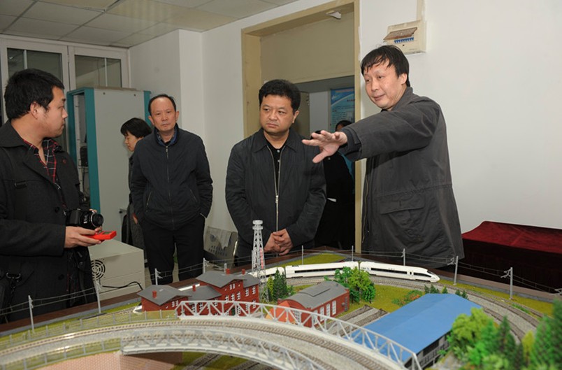 QQ截图20130412171753.jpg