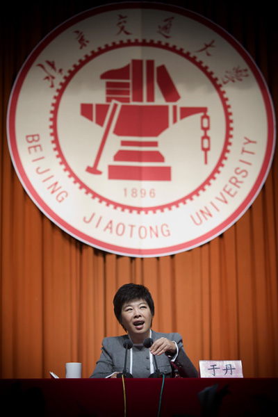 2010051906-bl.jpg