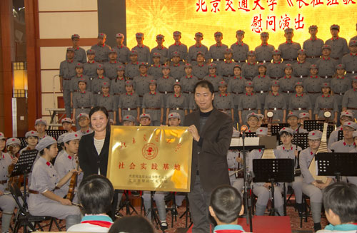 2012103002dj.jpg