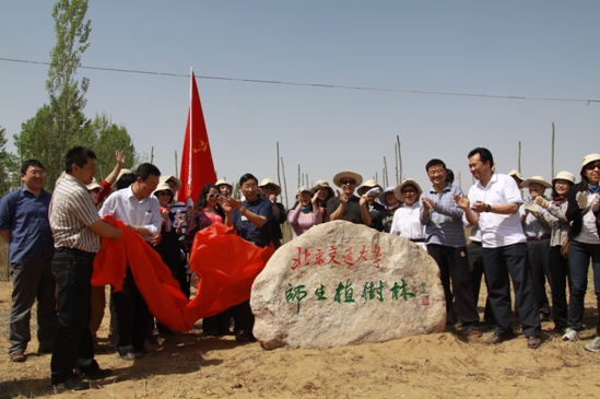 360桌面截图20120509174636.jpg