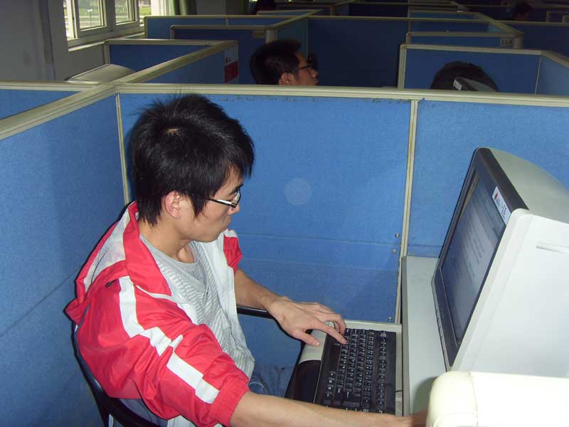08112005_bwl.jpg
