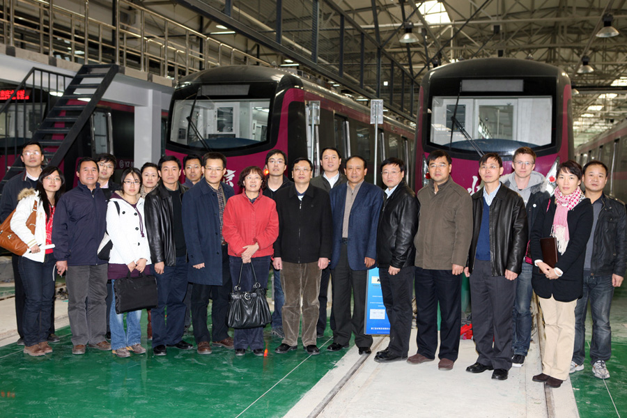 2010102806-wah.jpg