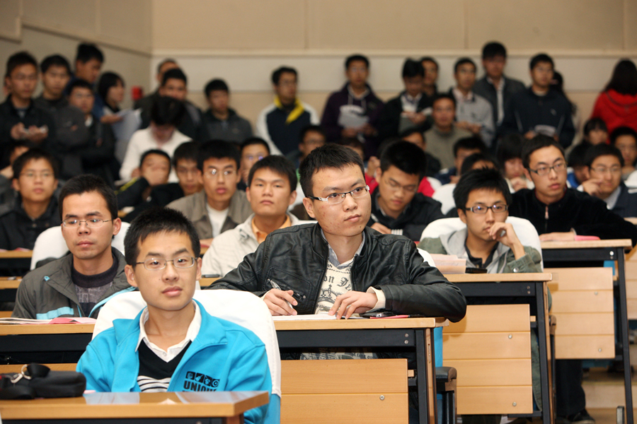 2010102207tcl.jpg
