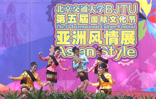 2013103001wm.jpg