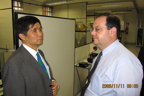 2009111604wwz.jpg