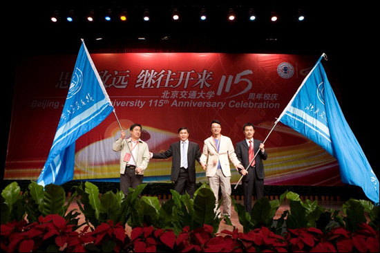 2011102006pz.jpg