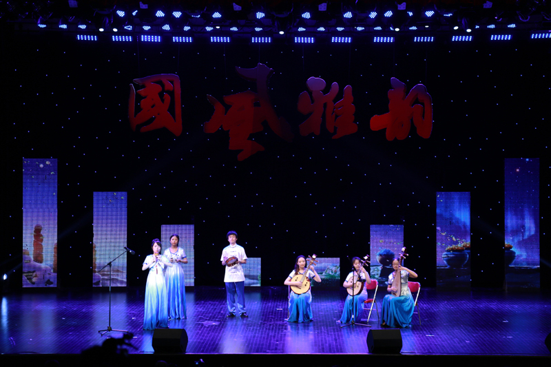 5民乐小合奏《月光下的凤尾竹》.JPG