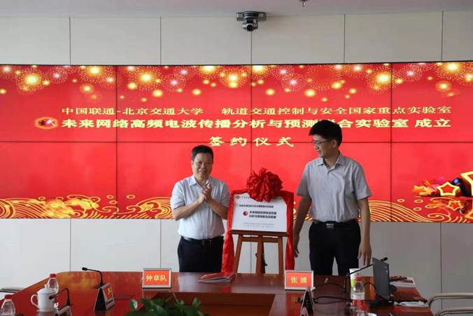 说明: dba49f6d2547d413aa59f249a2547e0 说明: dba49f6d2547d413aa59f249a2547e0