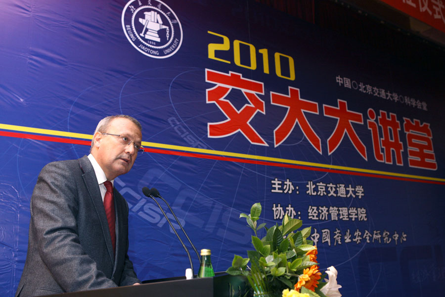 2010102907-jx.JPG