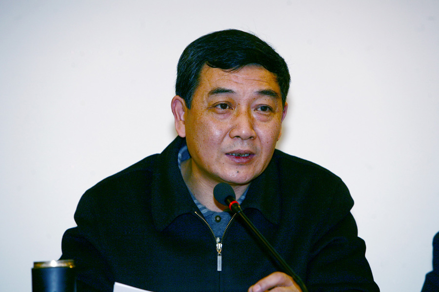 08122611_bwl.jpg