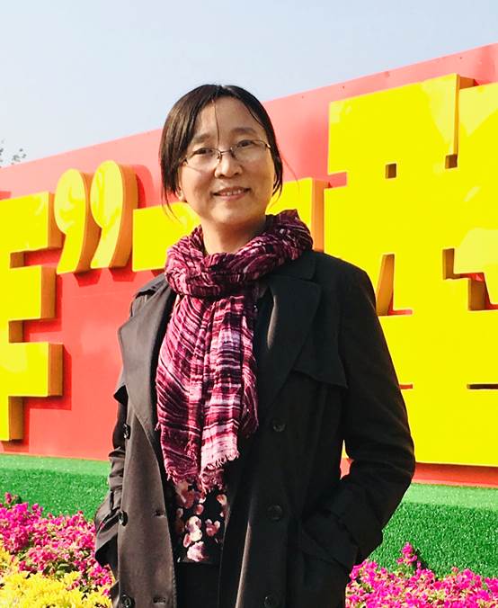 说明: D:\网页下载\巾帼十杰获奖者照片\刘伟.jpg 说明: D:\网页下载\巾帼十杰获奖者照片\刘伟.jpg