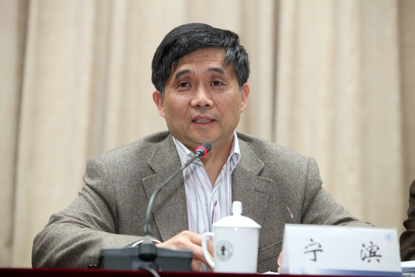 学校2012年校务报告会举行