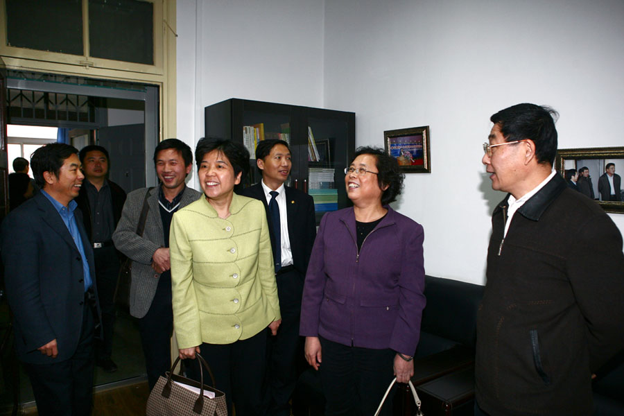 09042716_xg.jpg