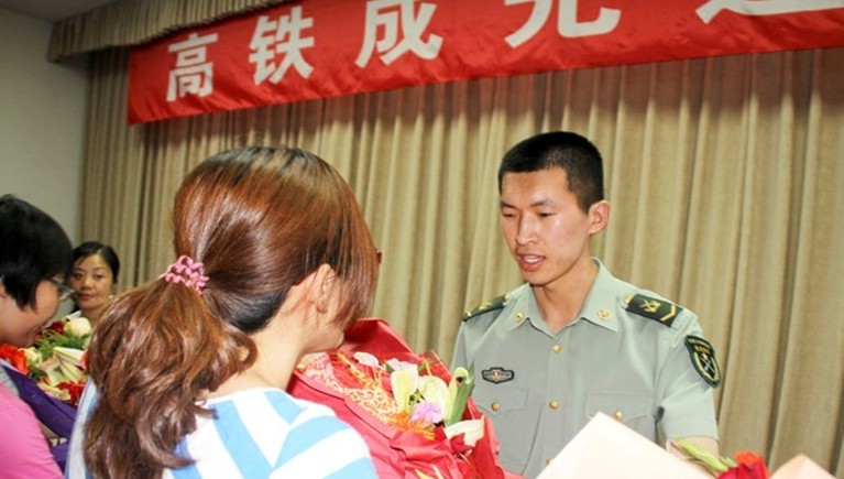 QQ截图20120709085002.jpg