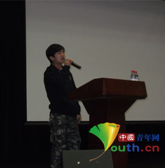 2012030705wm.jpg