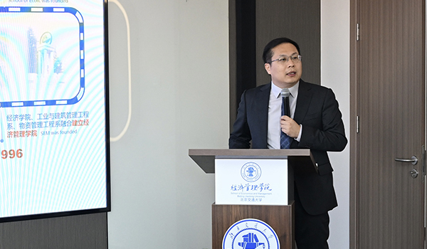 1762308169556123.jpg 郭院长.jpg