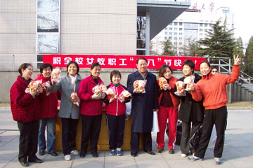 040304_1.jpg
