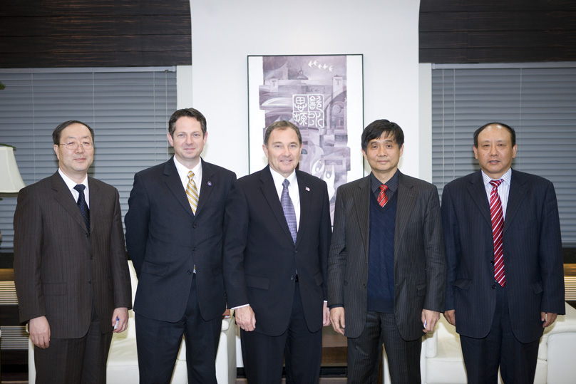 2011041213-jx.jpg